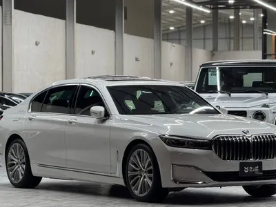 2022 بي ام دبليو الفئة السابعة 730 إل أي