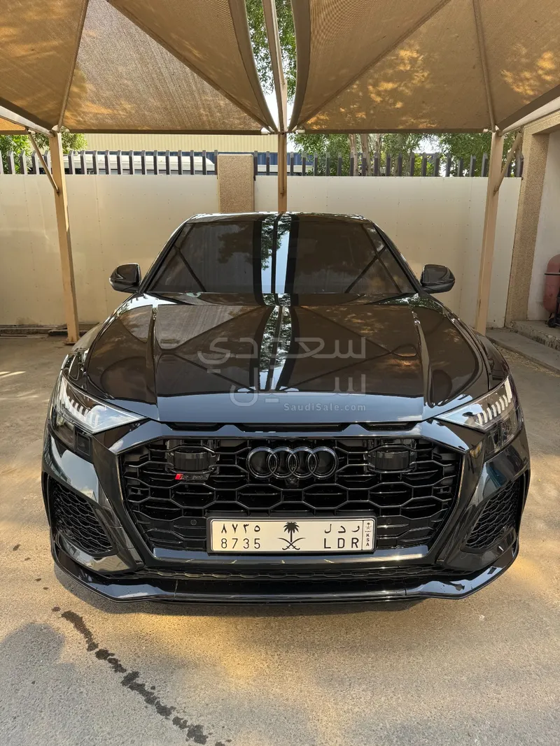 2022 اودي كيو 8 أر إس