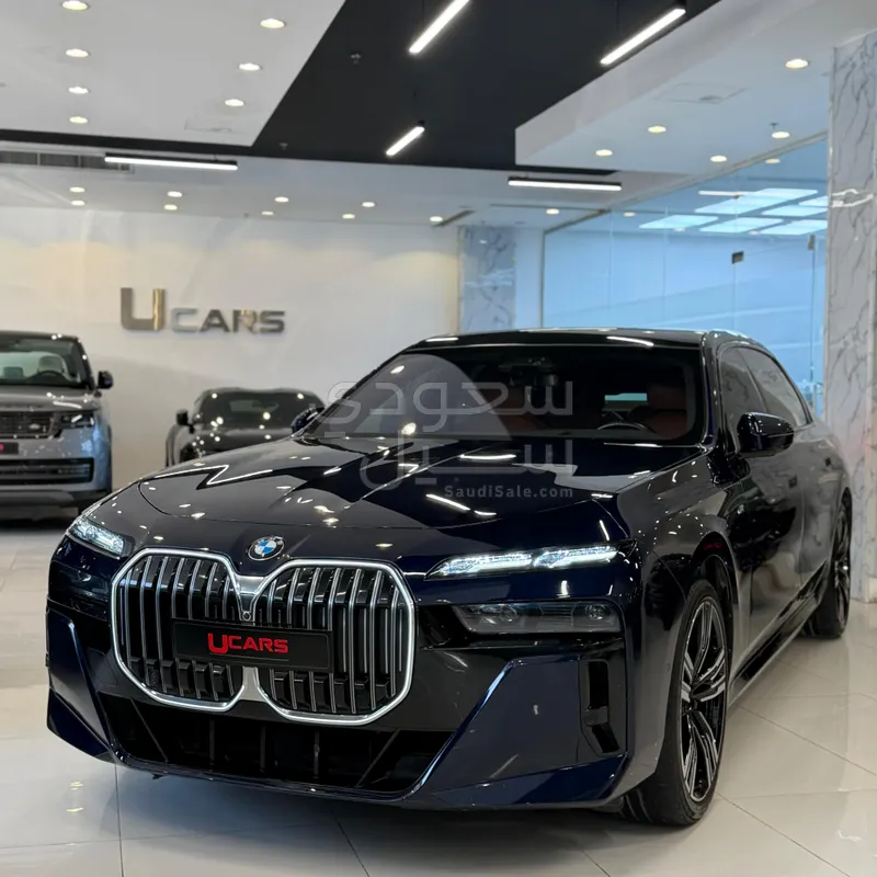 2023 بي ام دبليو الفئة اي