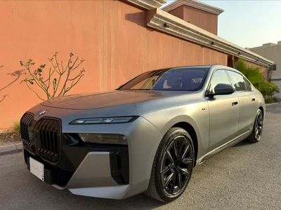 2025 بي ام دبليو الفئة السابعة 760 إل أي إم