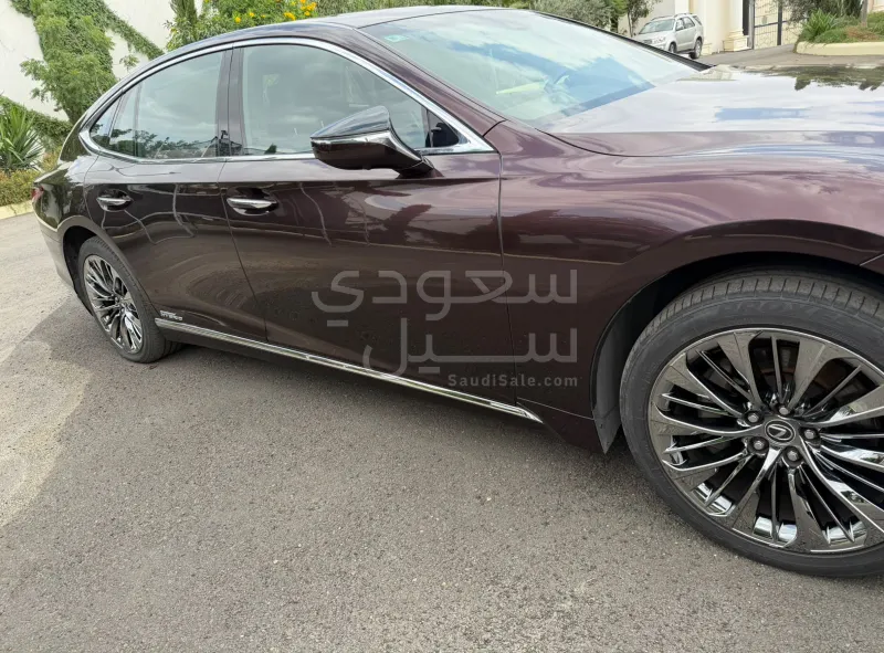 2018 لكزس إل إس 500إتش
