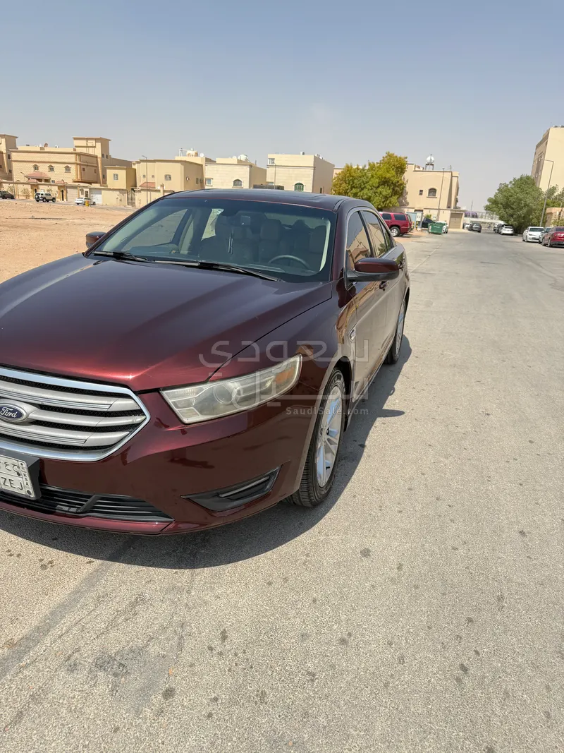 2015 فورد توروس اس اي ال