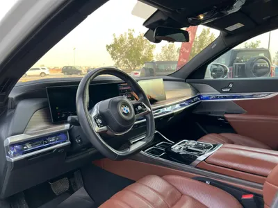 2023 بي ام دبليو الفئة السابعة 735أي