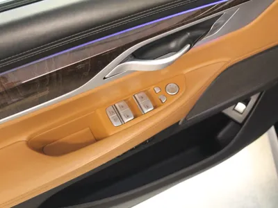 2021 بي ام دبليو الفئة السابعة 730 أي