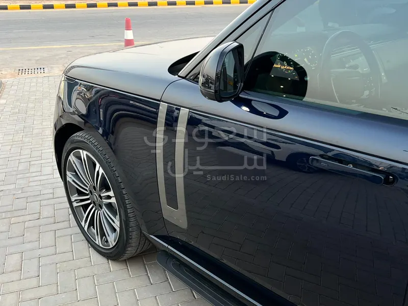 2023 لاند روفر رينج روفر اتش اس اي