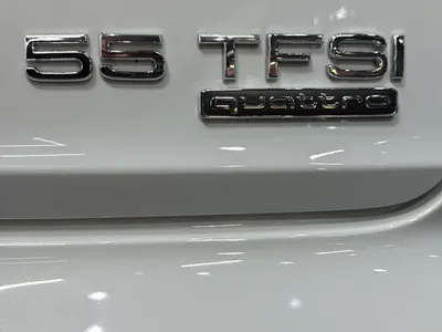 2023 اودي اي 8 ال 55تي اف اس أي