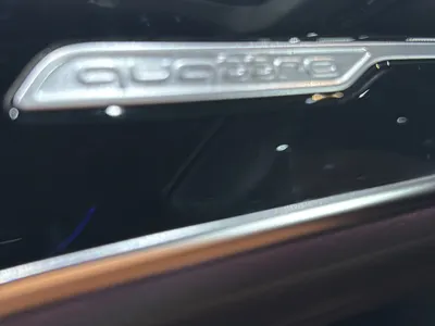 2023 اودي اي 8 ال 55تي اف اس أي
