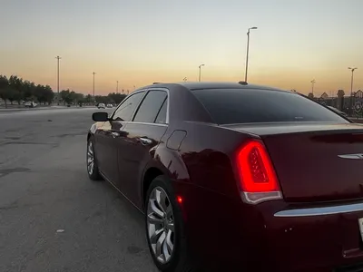 2015 كرايسلر 300 هيمى