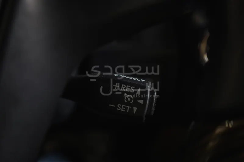 2015 لكزس إل إس 460 إل