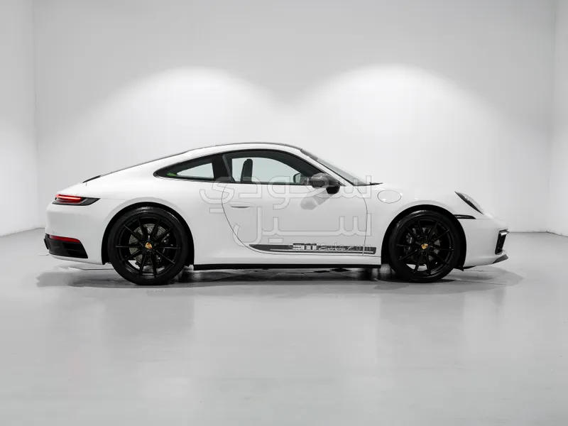 2024 بورش 911 كاريرا تي