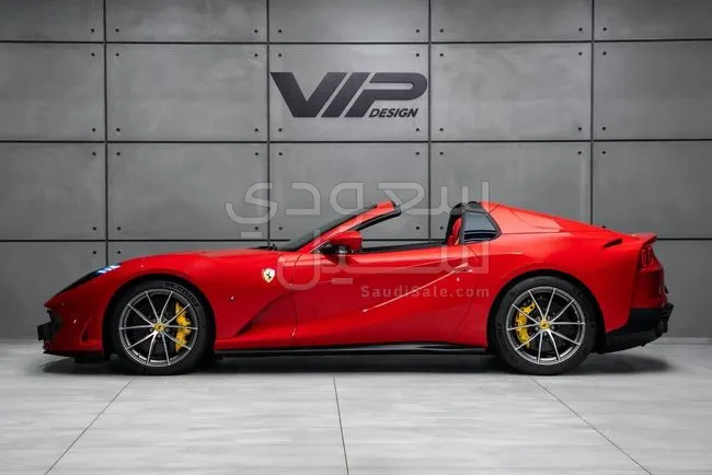 2021 فيراري 812 جي تي اس