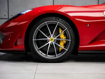 2021 فيراري 812 جي تي اس