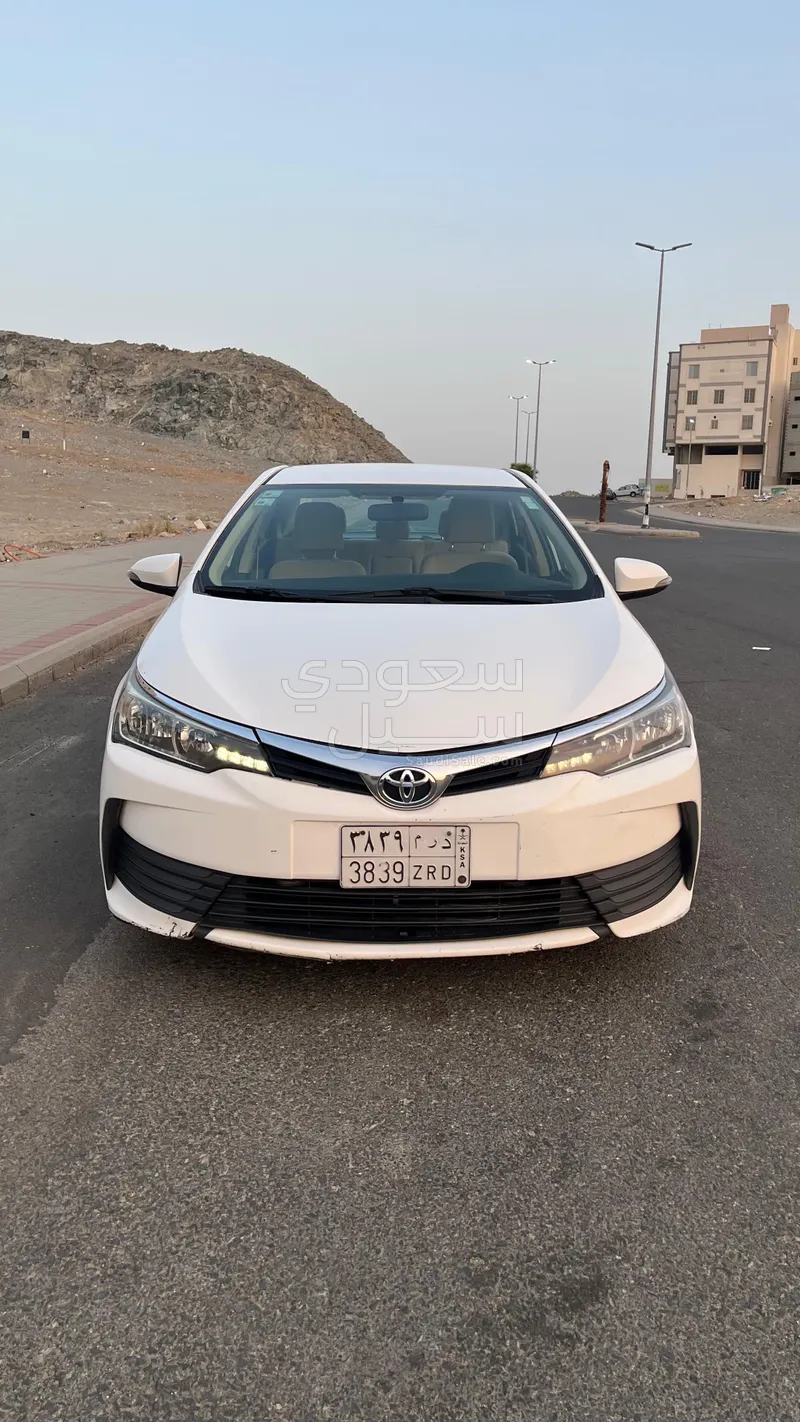 2018 تويوتا كورولا