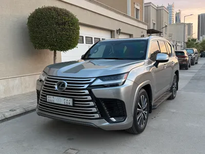 2023 لكزس إل إكس 600 BB