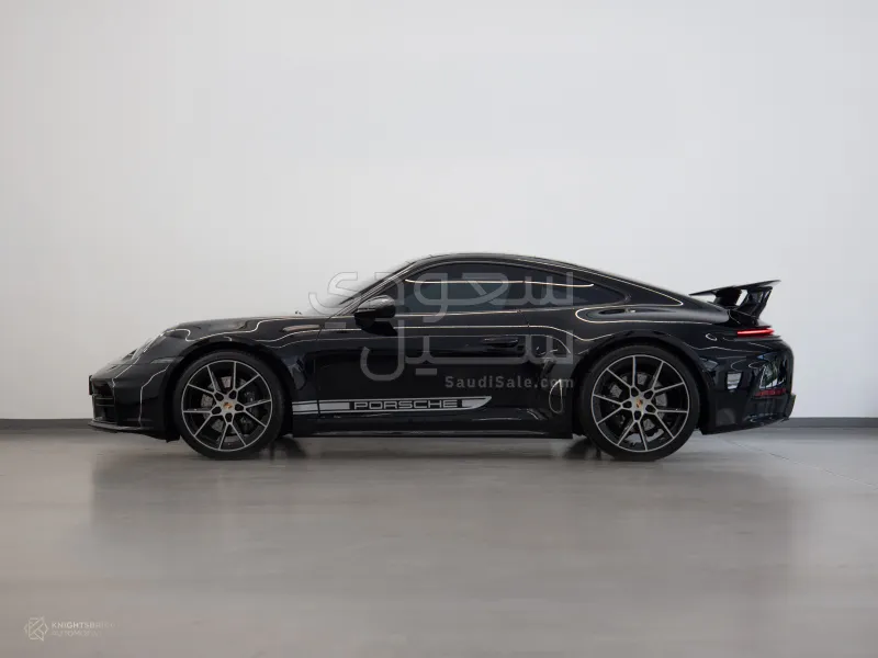 2025 بورش 911 كاريرا