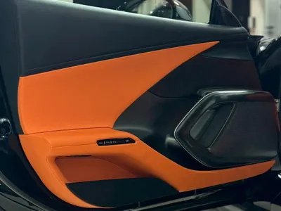 2025 فيراري 12 سيليندر