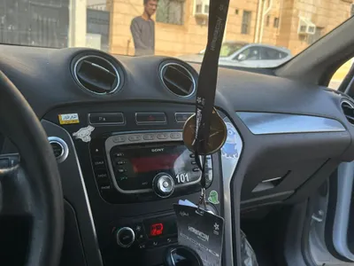 2014 فورد مونديو