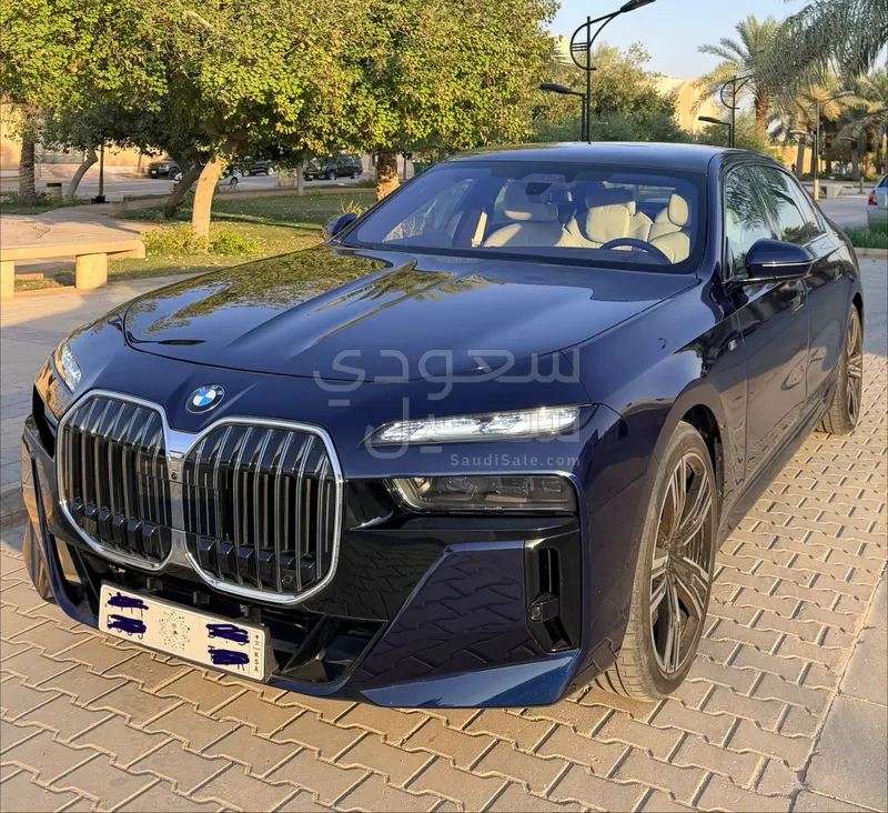 2023 بي ام دبليو الفئة السابعة 740أي