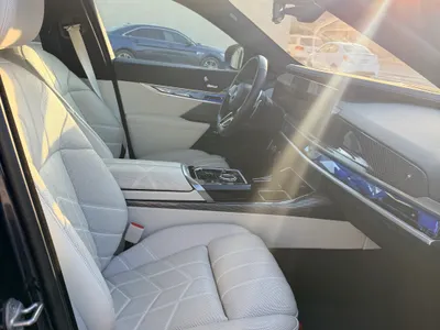 2023 بي ام دبليو الفئة السابعة 740أي