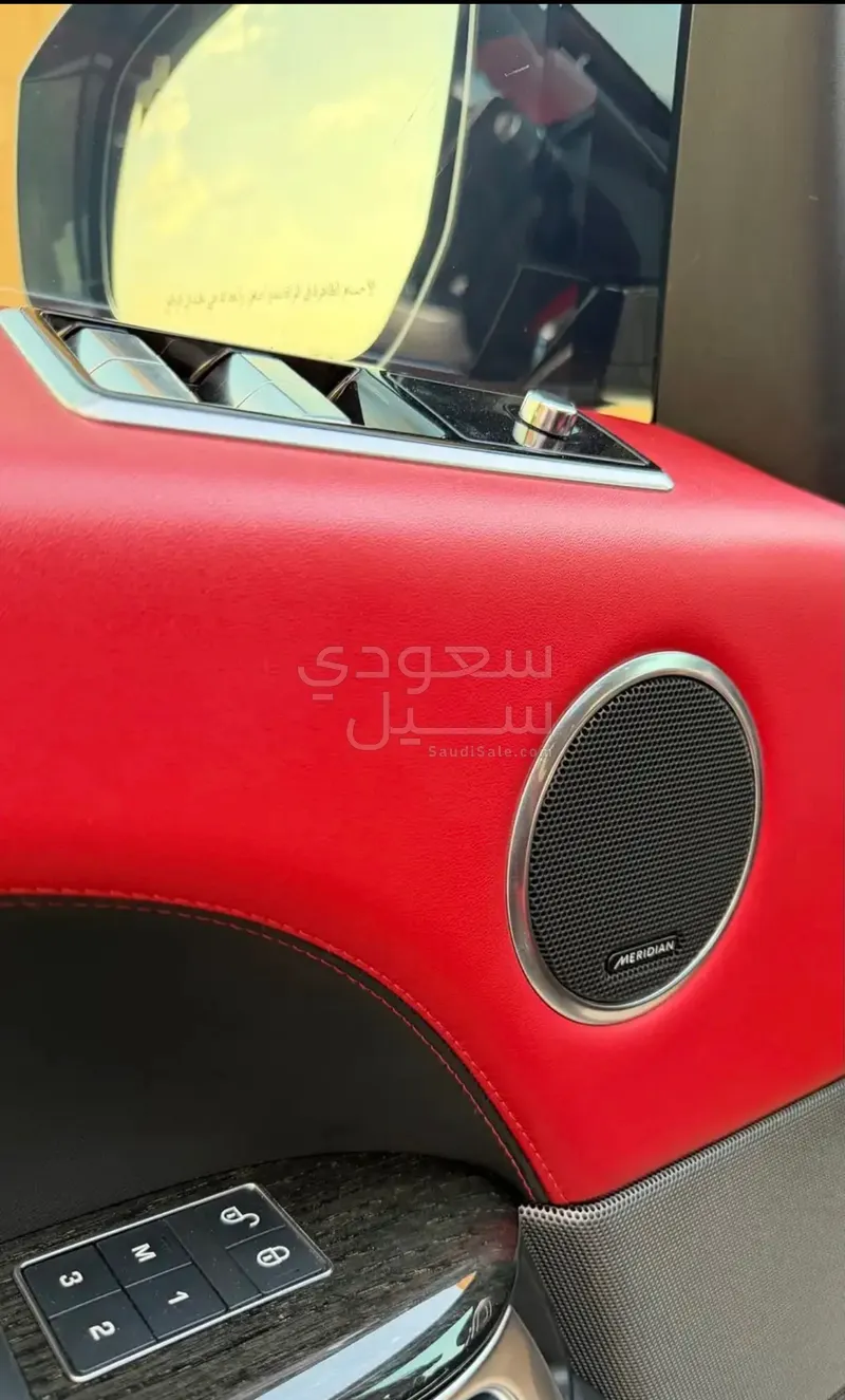 2019 لاند روفر رينج روفر سبورت اوتوبيوجرافي