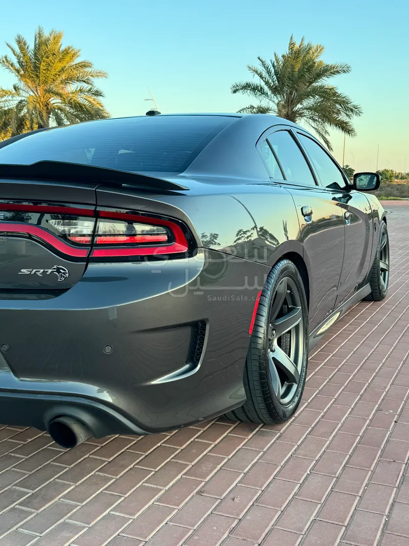 2019 دودج تشارجر اس ار تي هيلكات