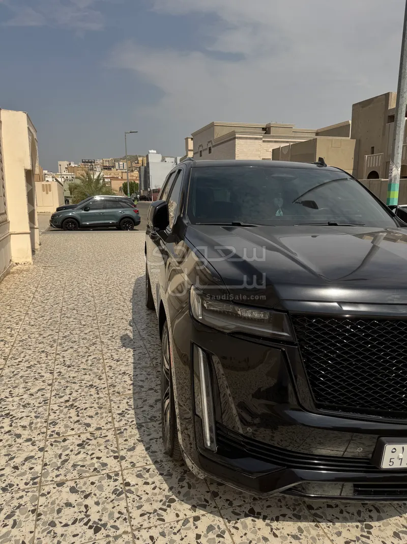 2024 كاديلاك اسكاليد سبورت