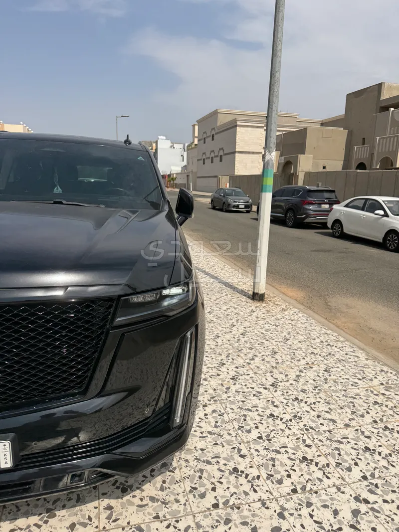 2024 كاديلاك اسكاليد سبورت