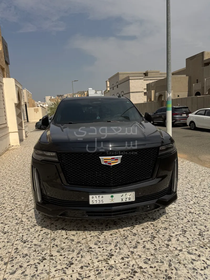 2024 كاديلاك اسكاليد سبورت