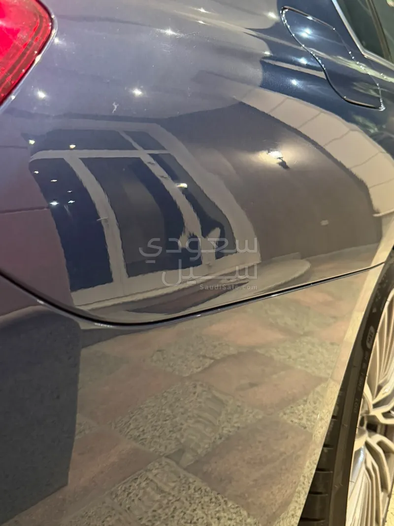 2021 بي ام دبليو الفئة السابعة 730 إل أي