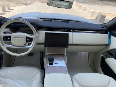 2026 لاند روفر رينج روفر اتش اس اي