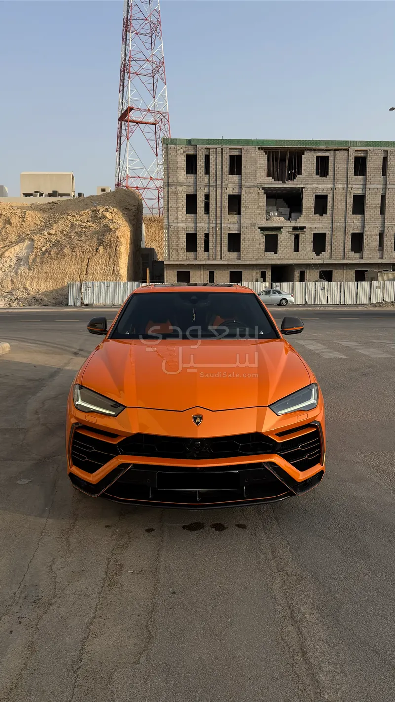 2022 لمبرجيني اوروس