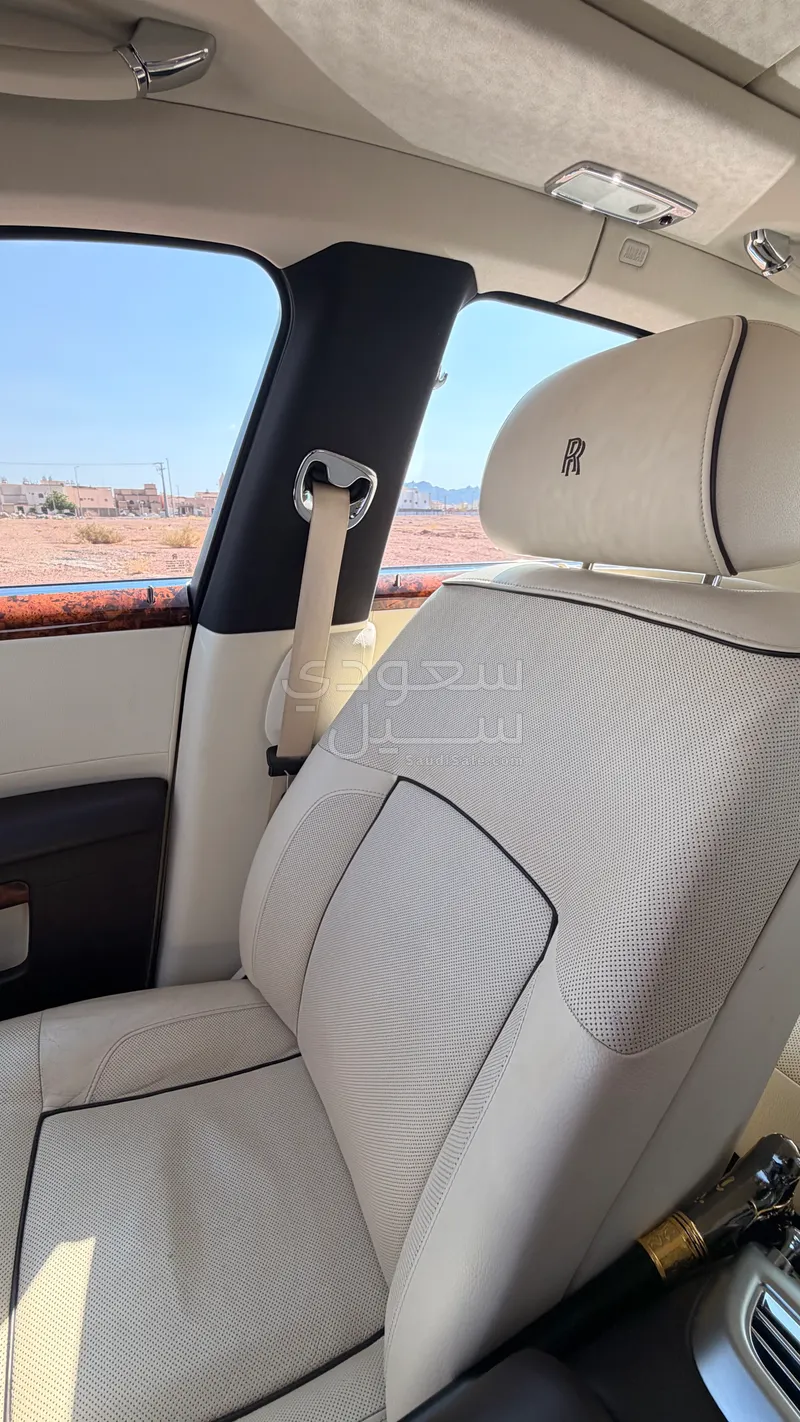 2014 رولز رويس قوست