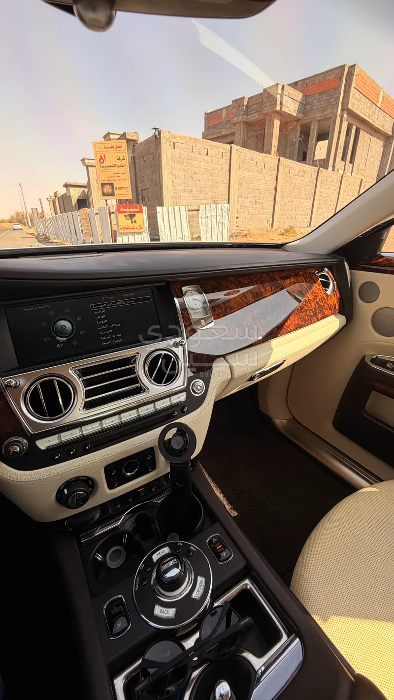2014 رولز رويس قوست