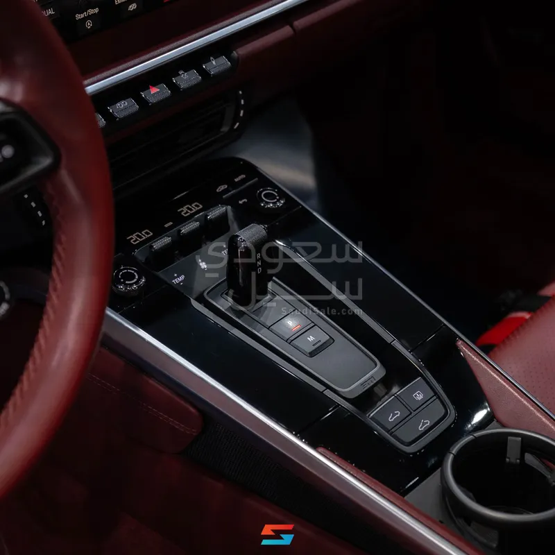 2020 بورش 911 كاريرا