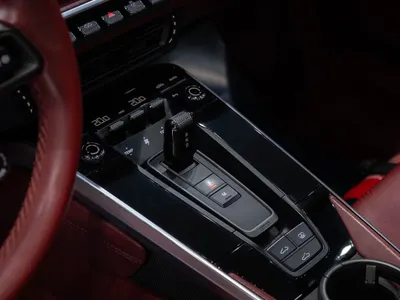2020 بورش 911 كاريرا