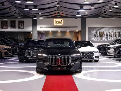 2026 بي ام دبليو الفئة السابعة 735أي