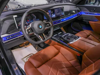 2026 بي ام دبليو الفئة السابعة 735أي
