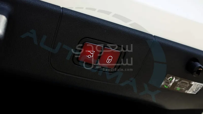 2027 مرسيدس - بنز سي إل أي 200 أي إم جي