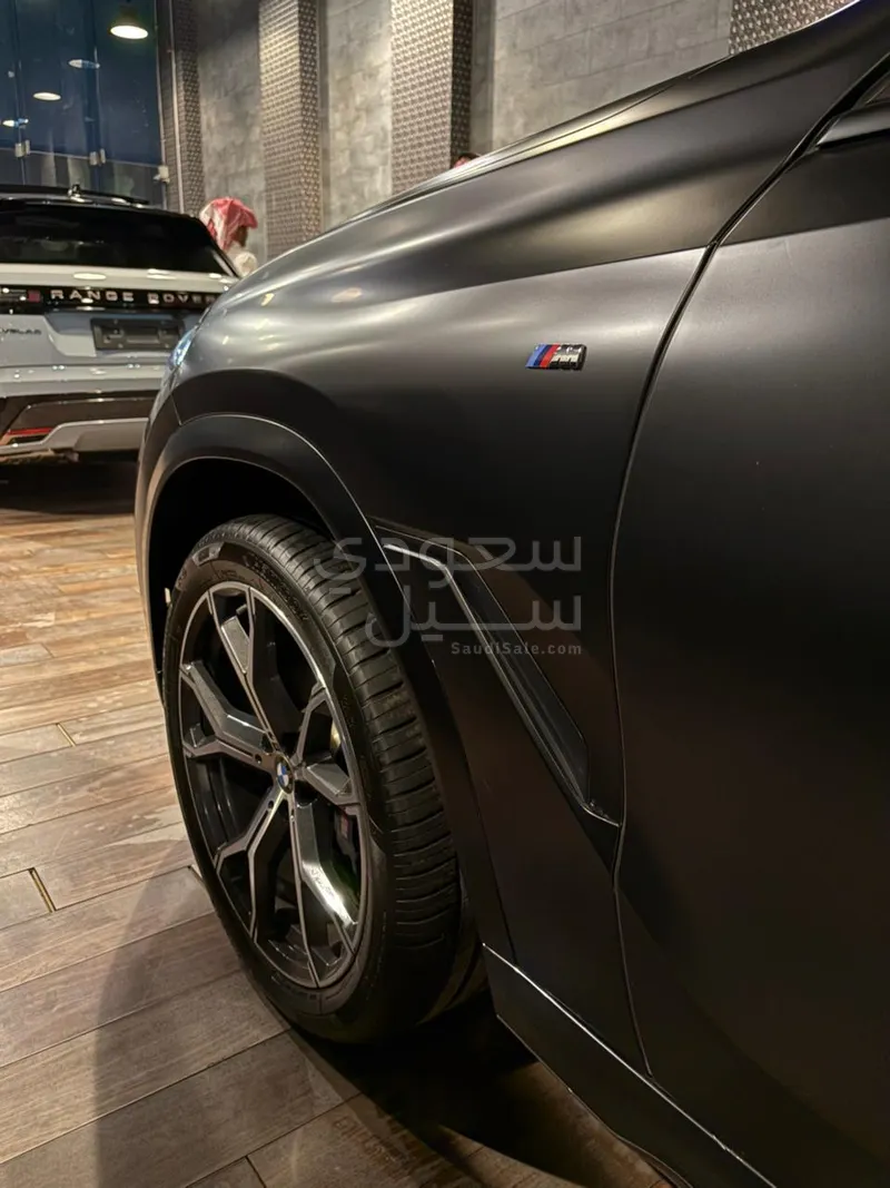 2024 بي ام دبليو الفئة اكس 6 إم كت