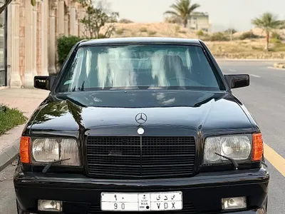 1990 مرسيدس - بنز إس إي إل 560