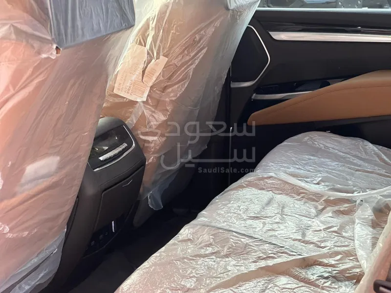 2025 كاديلاك اسكاليد بريميوم