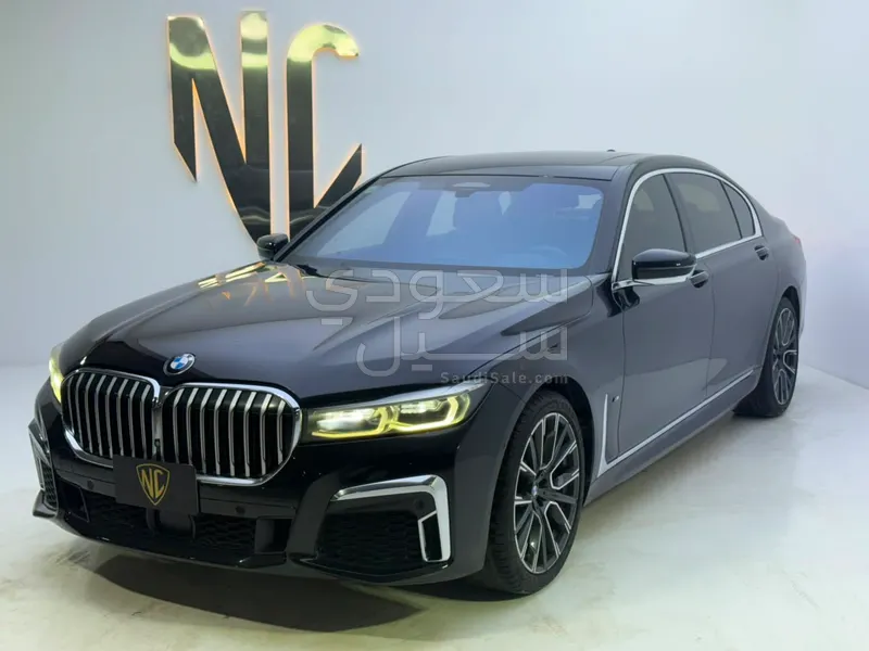 2020 بي ام دبليو الفئة السابعة 730 إل أي