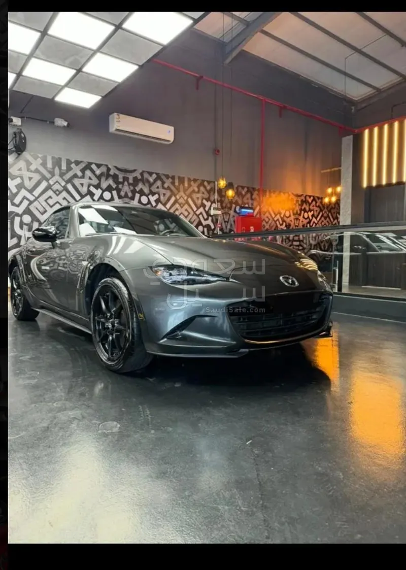 2021 مازدا مياتا ام اكس 5