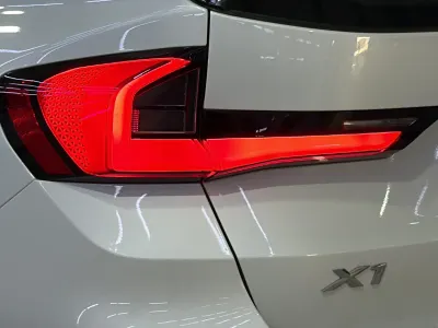 2025 بي ام دبليو الفئة اكس 1
