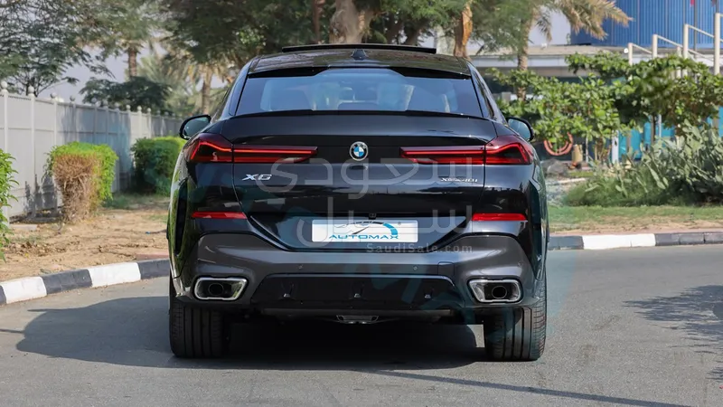 2026 بي ام دبليو الفئة اكس 6 إم