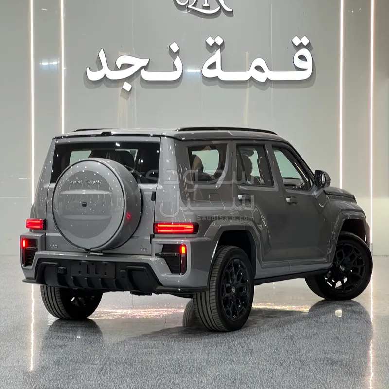 2027 تانك 500
