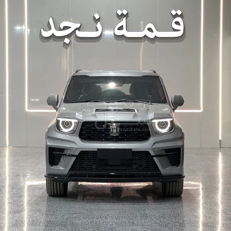 2027 تانك 500