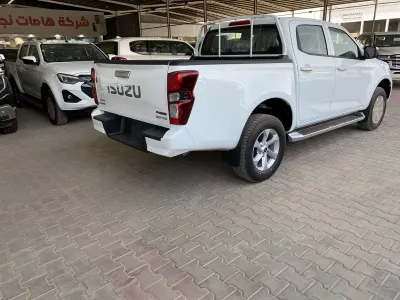 2026 ايسوزو بيكب غمارتين