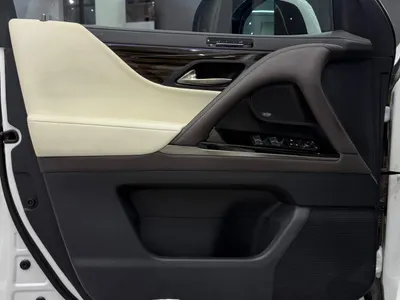 2023 لكزس إل إكس 600 BB