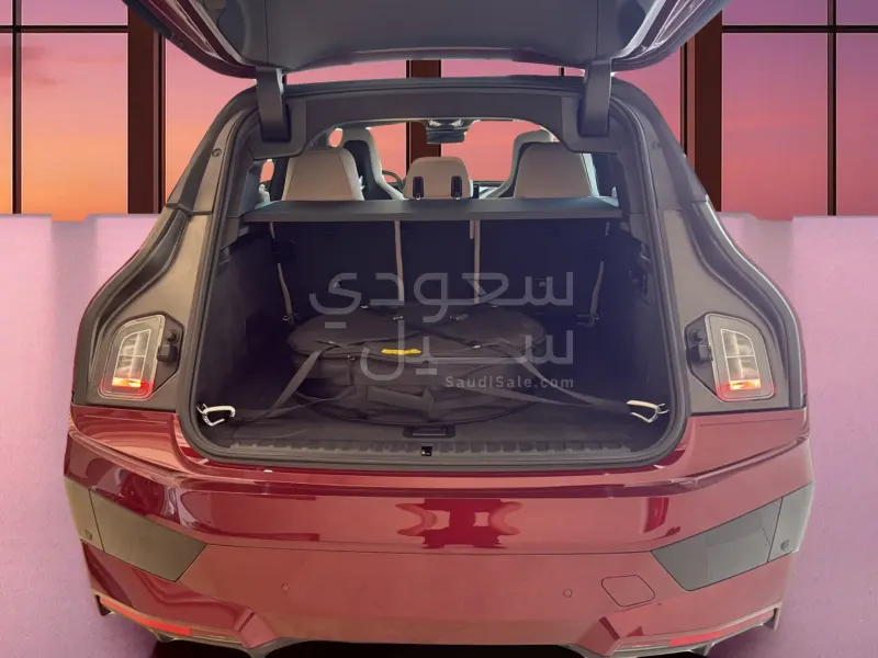 2023 بي ام دبليو الفئة اي